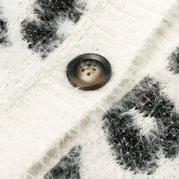 Leopard Animal Print Fluffy Sweater Cardigan - Picture 4 of 5